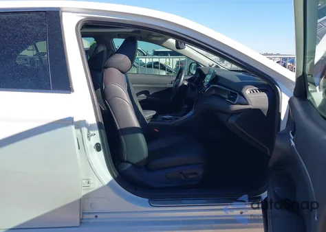 2024 Toyota Camry Xse V6 z USA, uszkodzony, nr VIN 4T1KZ1AK0RU090143